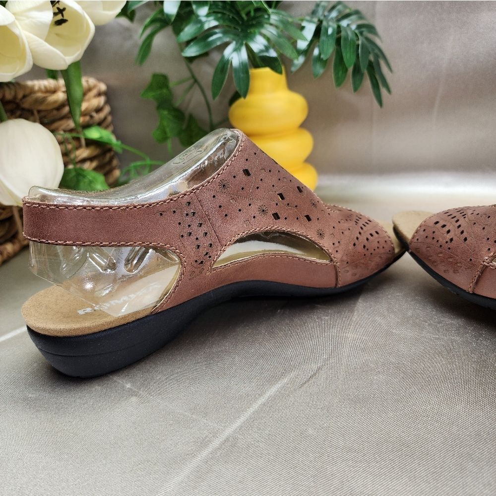 NIB ROMIKA SANDALS - Picture 9 of 11